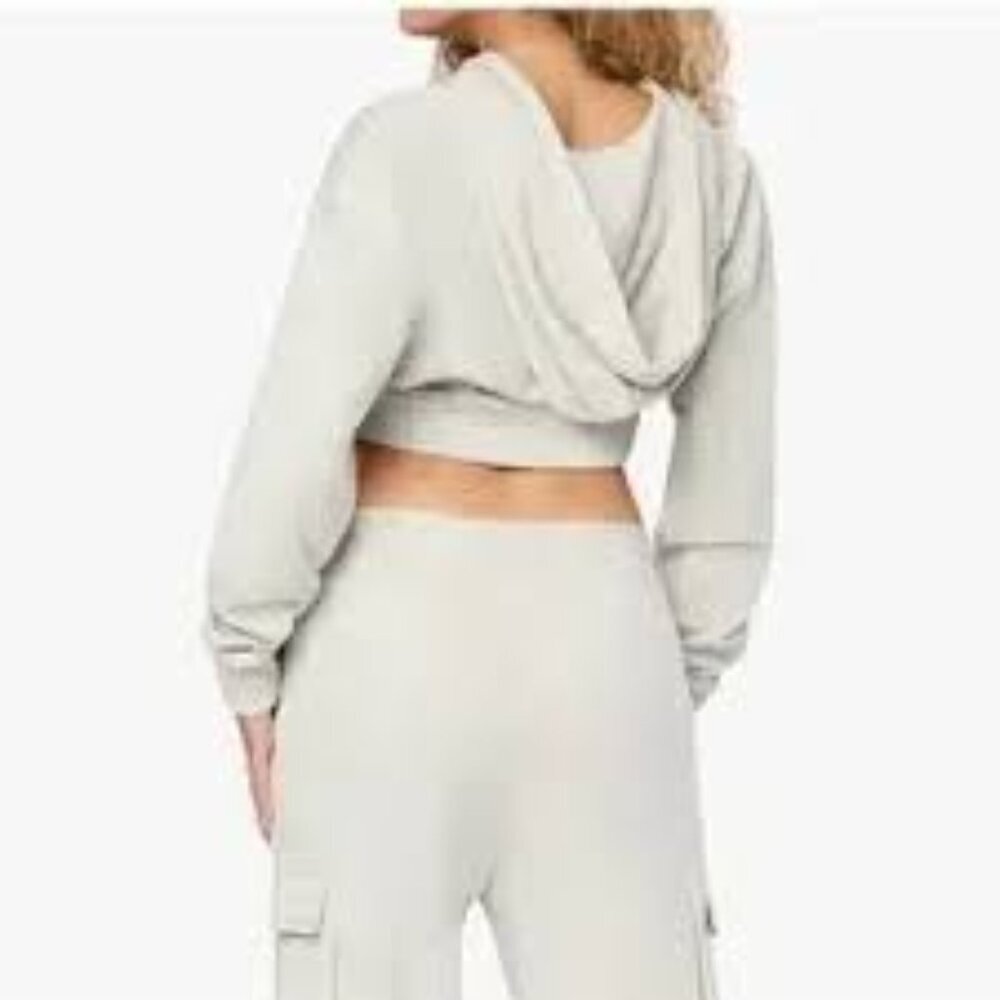 38-NWT WEWOREWHAT LIGHT HEATHER GRAY CROPPED HOODIE - Picture 2 of 4